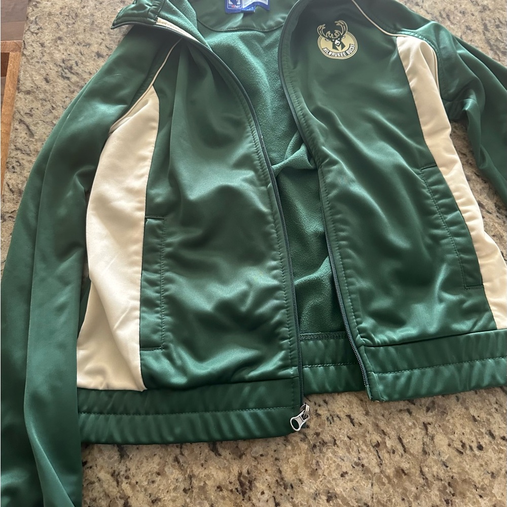 Milwaukee Bucks Green and Cream Zip-Up Jacket